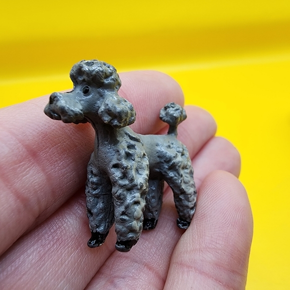 Vintage Ampersand Pewter 1" Poodle Figurine - Picture 2 of 3